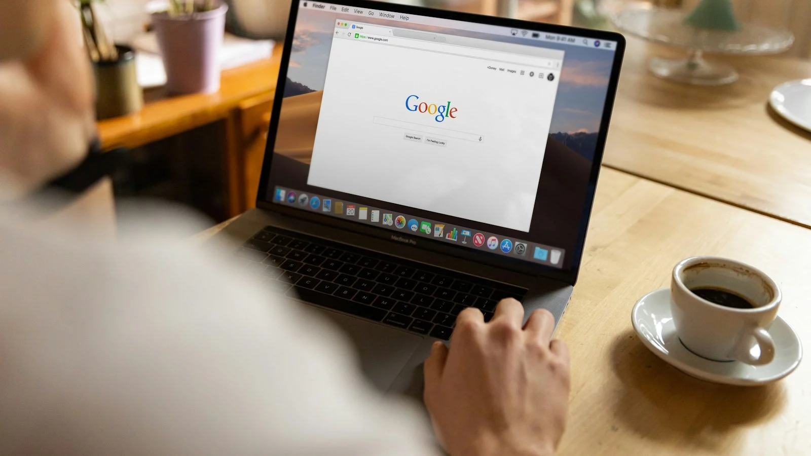 Как добавить сайт в Google Search Console: ресурс, подтверждение и отчёты
