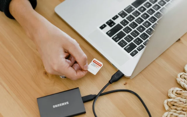 NVMe, SSD или HDD: какие диски нужны сайту и серверу