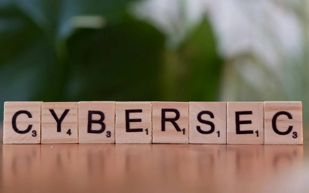 Защита панели управления сервером