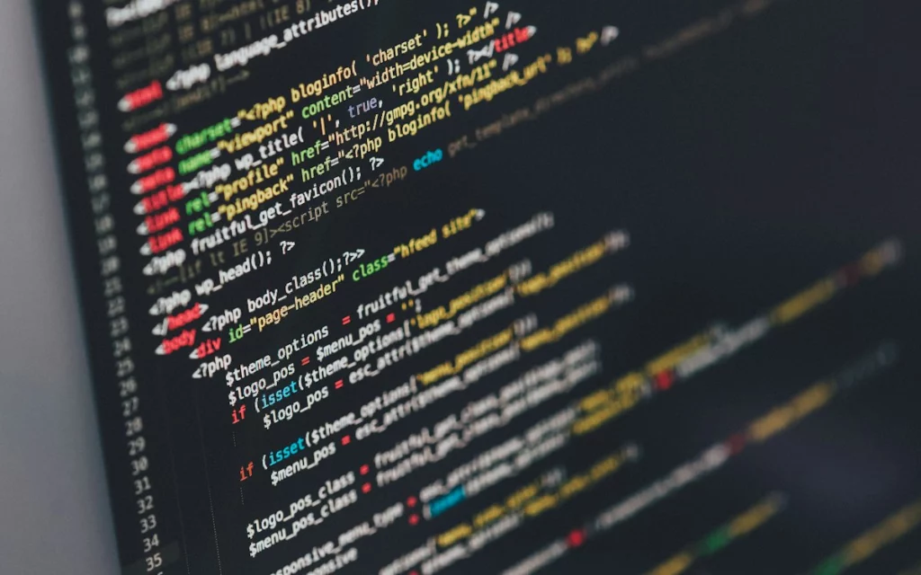Код карты сайта sitemap.xml на мониторе — подготовка к переобходу роботом Яндекса