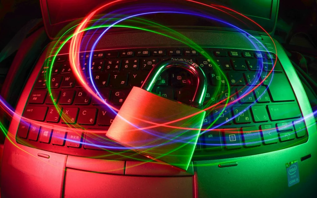 После перехода на HTTPS браузер перестаёт помечать сайт как небезопасный
